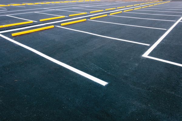 Cost of Asphalt Parking Lot Sealing in Wichita