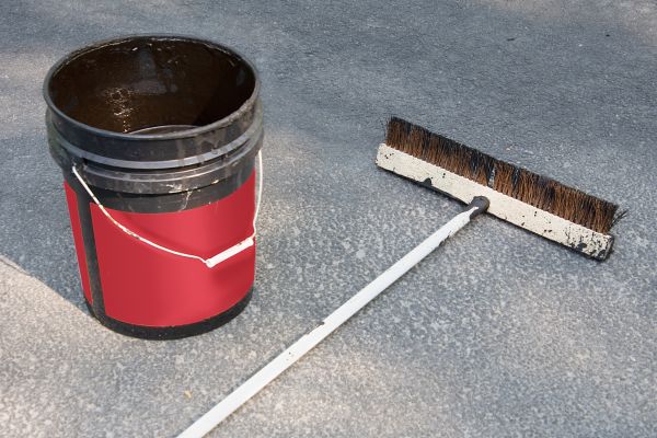 Cost of Tar Driveway Sealing in Wichita